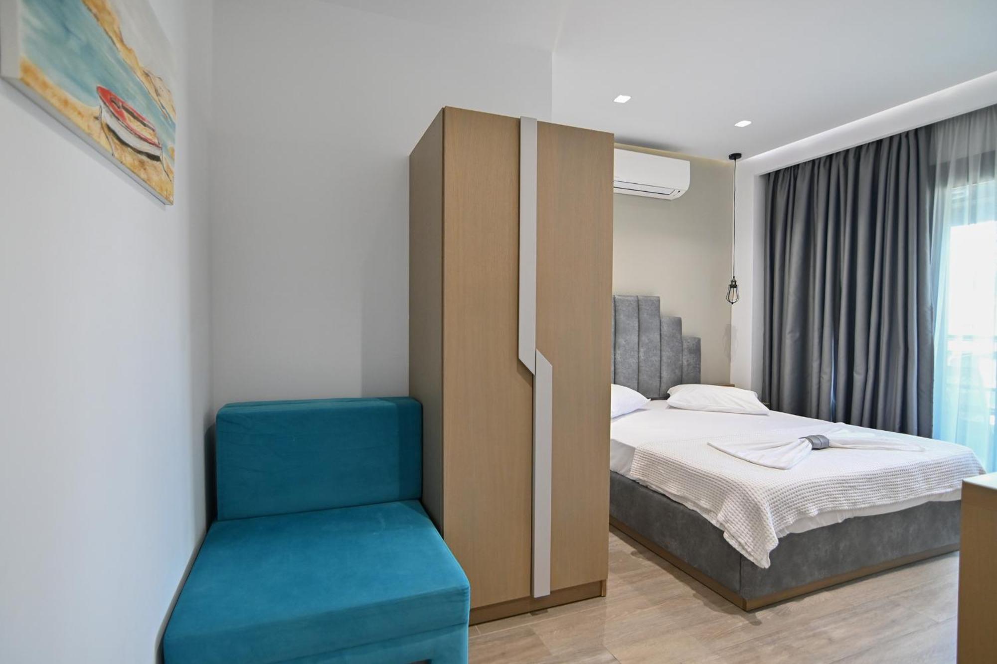 Amalia Rooms Sea View เนอาวรัสนา ภายนอก รูปภาพ