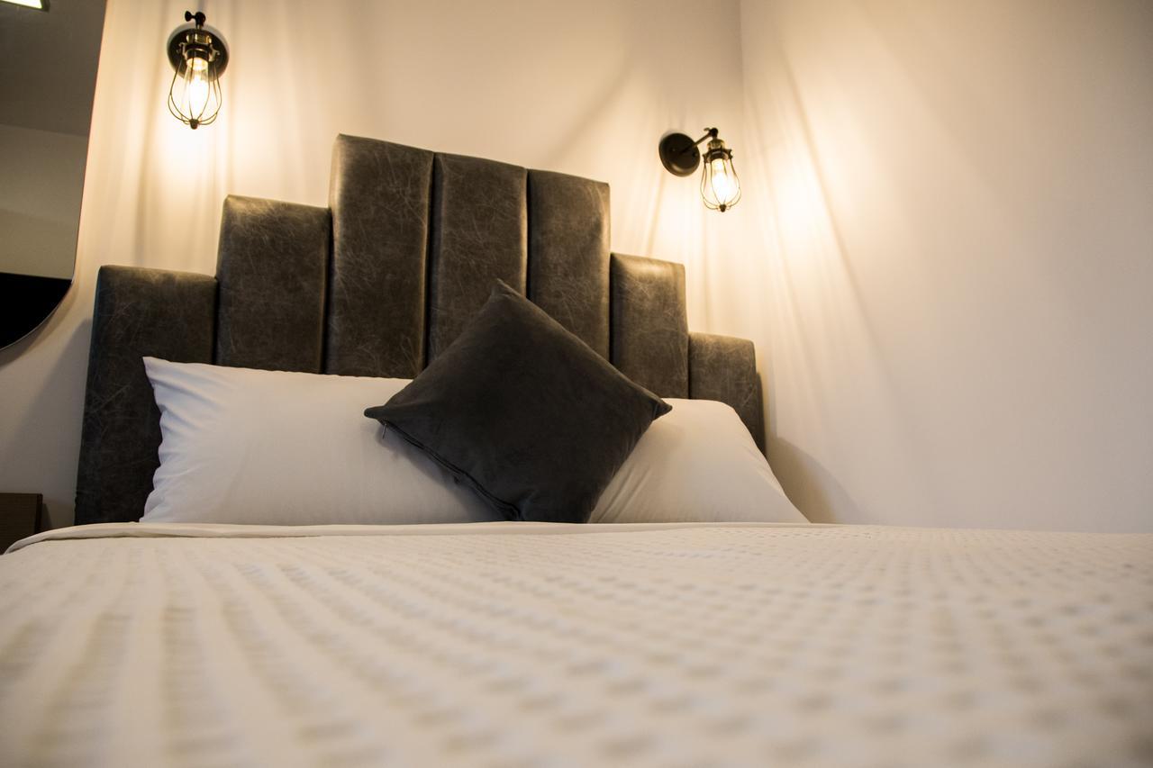 Amalia Rooms Sea View เนอาวรัสนา ภายนอก รูปภาพ