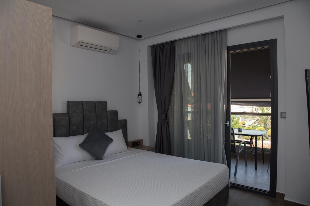 Amalia Rooms Sea View เนอาวรัสนา ภายนอก รูปภาพ