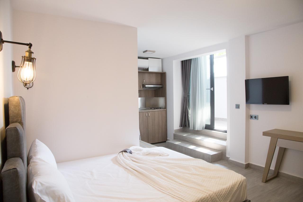 Amalia Rooms Sea View เนอาวรัสนา ภายนอก รูปภาพ
