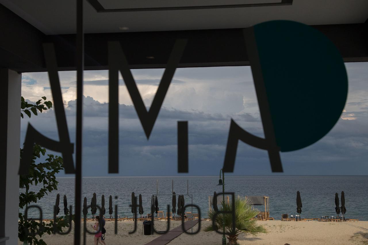 Amalia Rooms Sea View เนอาวรัสนา ภายนอก รูปภาพ